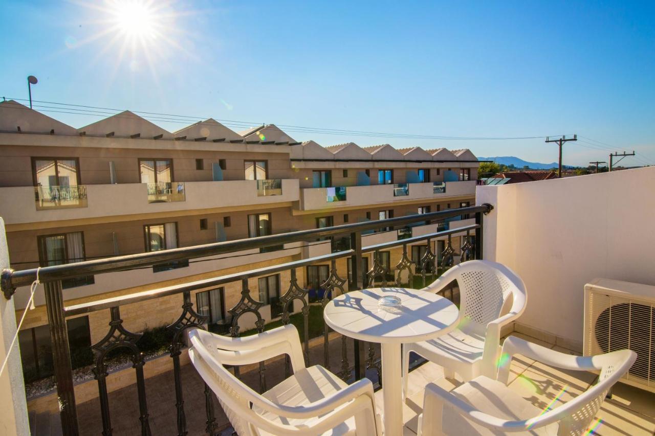 Playa Bay Hotel Zakynthos ลากานาส ภายนอก รูปภาพ