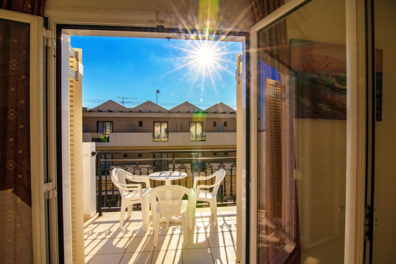 Playa Bay Hotel Zakynthos ลากานาส ภายนอก รูปภาพ